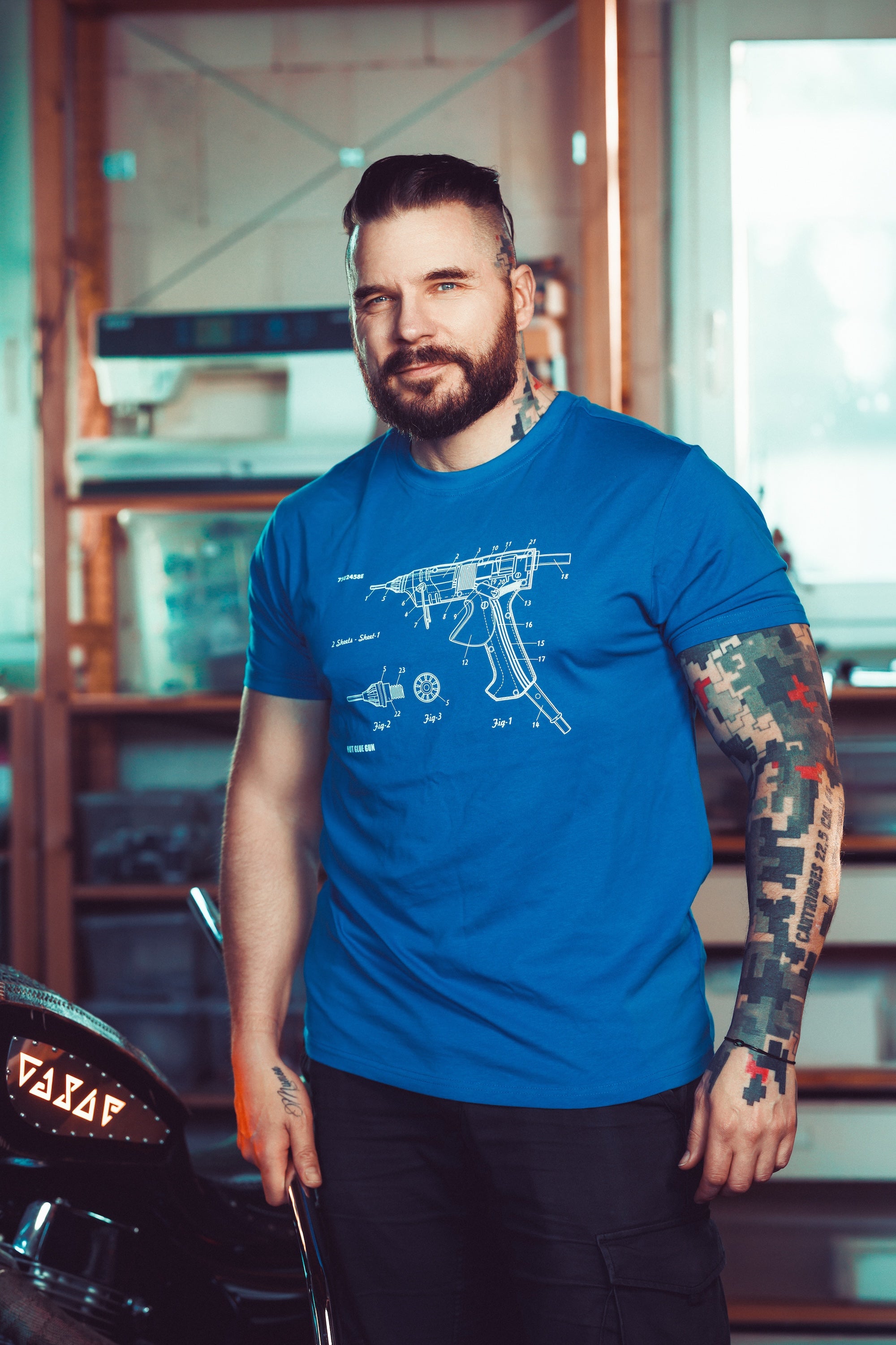 T-Shirt - Glue Gun