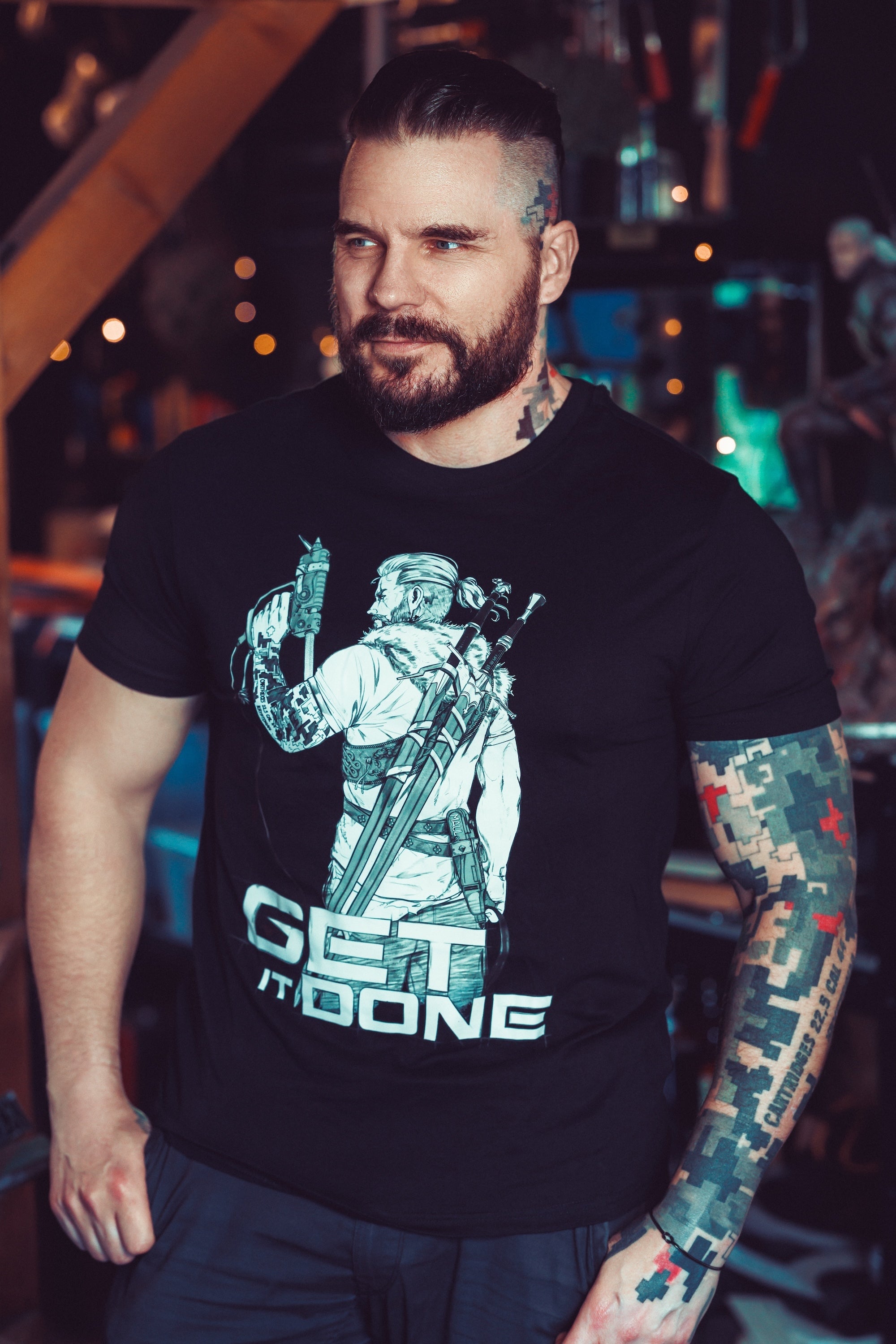 T-Shirt - GET IT DONE. (black)